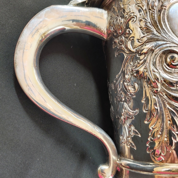 Vintage Rideau Ice Water Pitcher Silverplated & Etched with Handle, Lid & Spout - Picture 13 of 16